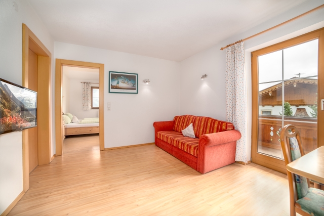 Uebernachtung Fewo Fuegen 2.jpg